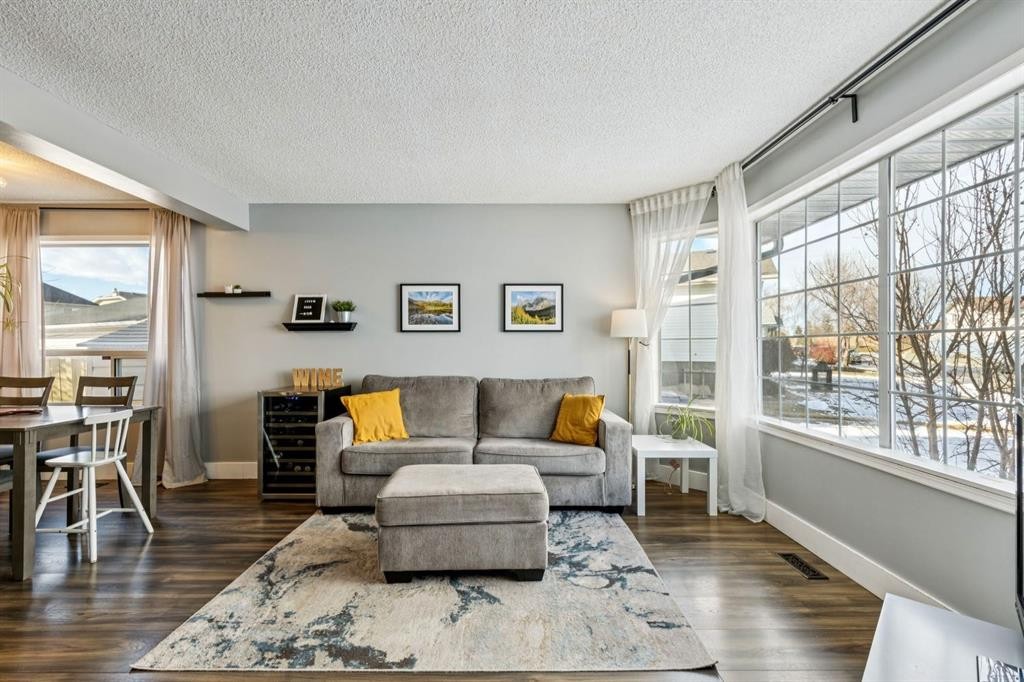 175 Rivercrest Close Se, Calgary, AB