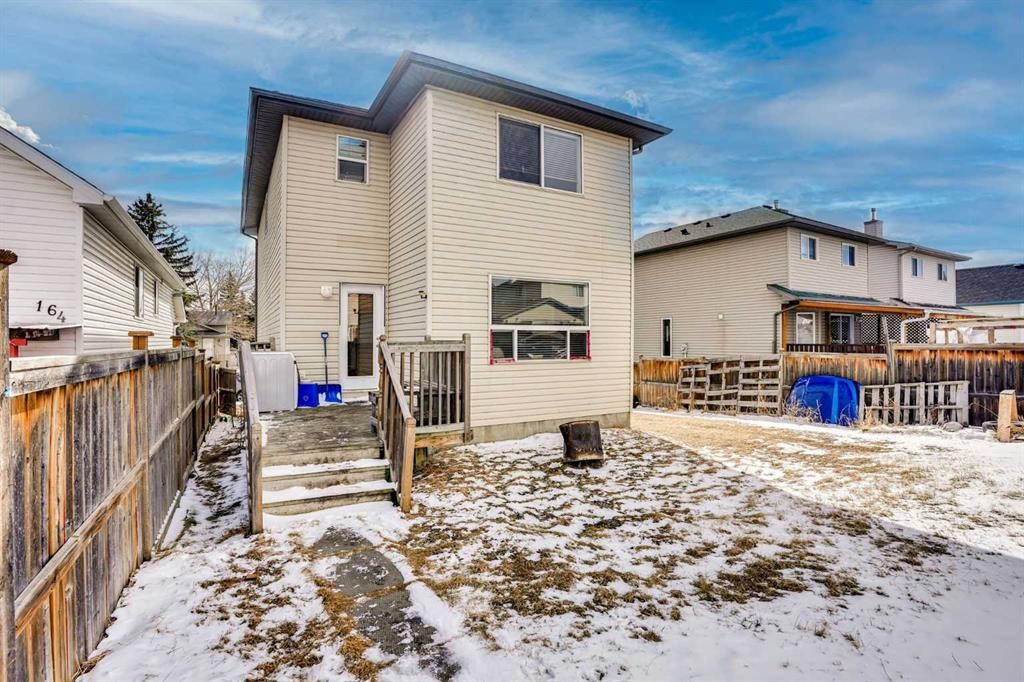 162 Taradale Drive Ne, Calgary, AB - Outdoor With Deck Patio Veranda With Exterior