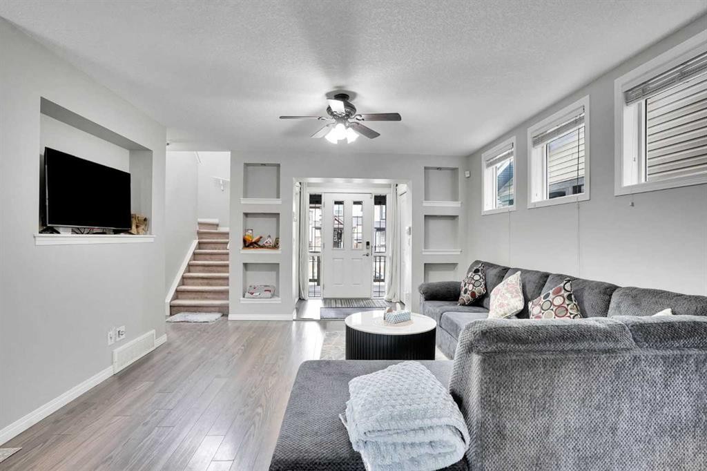 44 Skyview Ranch Lane Ne, Calgary, AB - Indoor Photo Showing Living Room