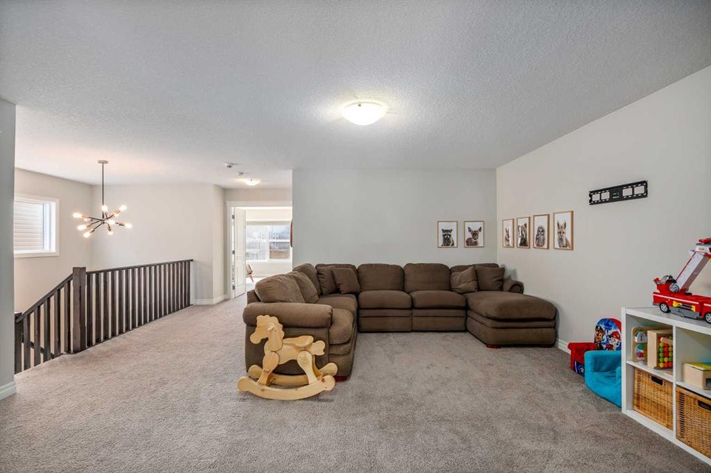 192 Nolanhurst Heights Nw, Calgary, AB - Indoor Photo Showing Other Room
