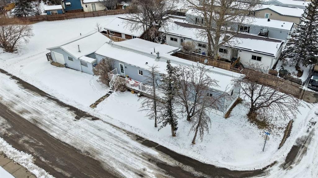 2 Westmount Drive, Cayley, AB - Outdoor