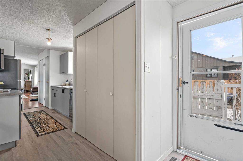 2 Westmount Drive, Cayley, AB - Indoor Photo Showing Other Room