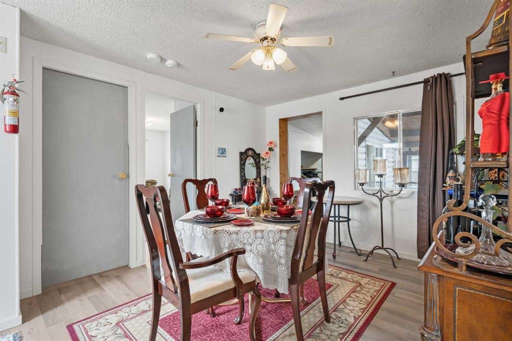 2 Westmount Drive, Cayley, AB - Indoor Photo Showing Dining Room