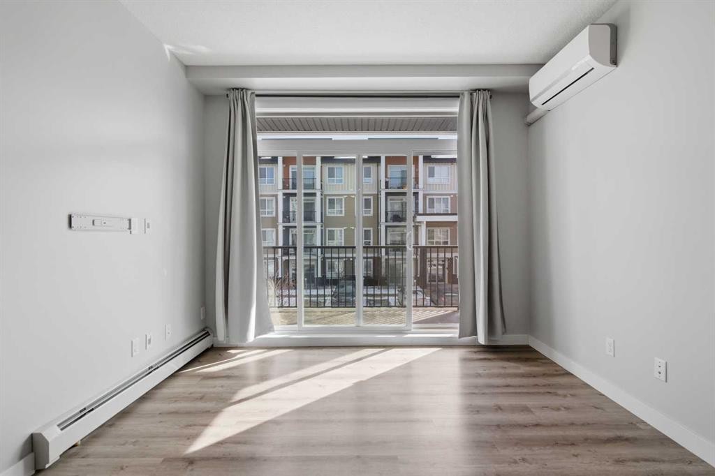 213-20 Walgrove Walk Se, Calgary, AB - Indoor Photo Showing Other Room