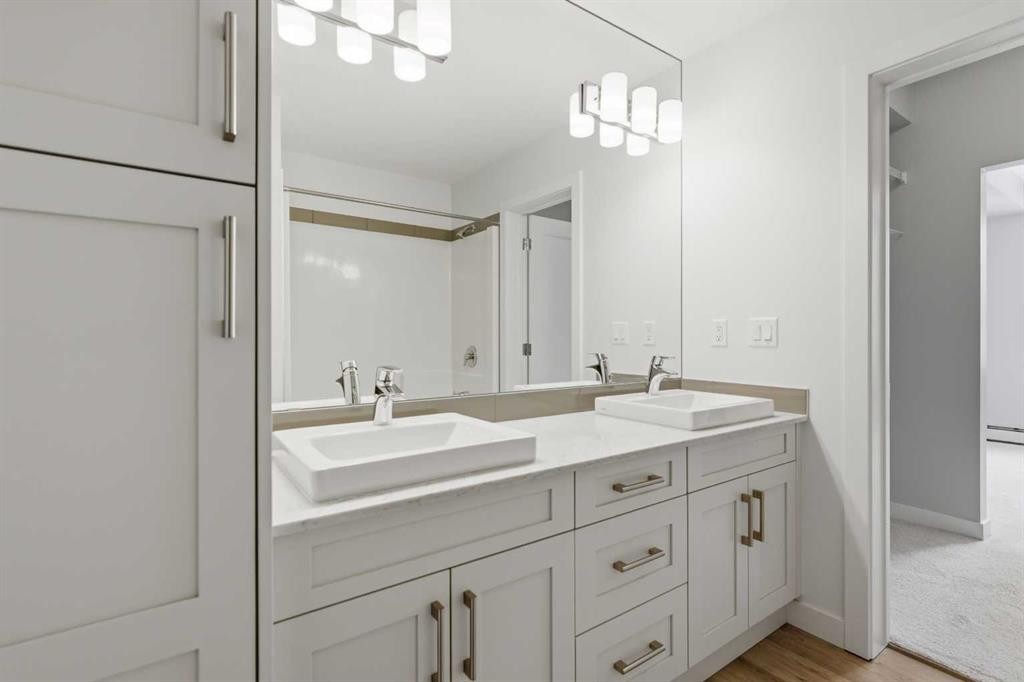 213-20 Walgrove Walk Se, Calgary, AB - Indoor Photo Showing Bathroom