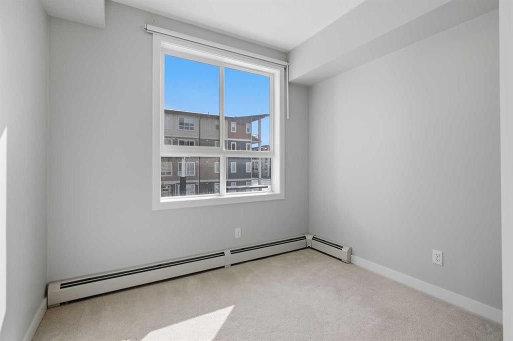 213-20 Walgrove Walk Se, Calgary, AB - Indoor Photo Showing Other Room