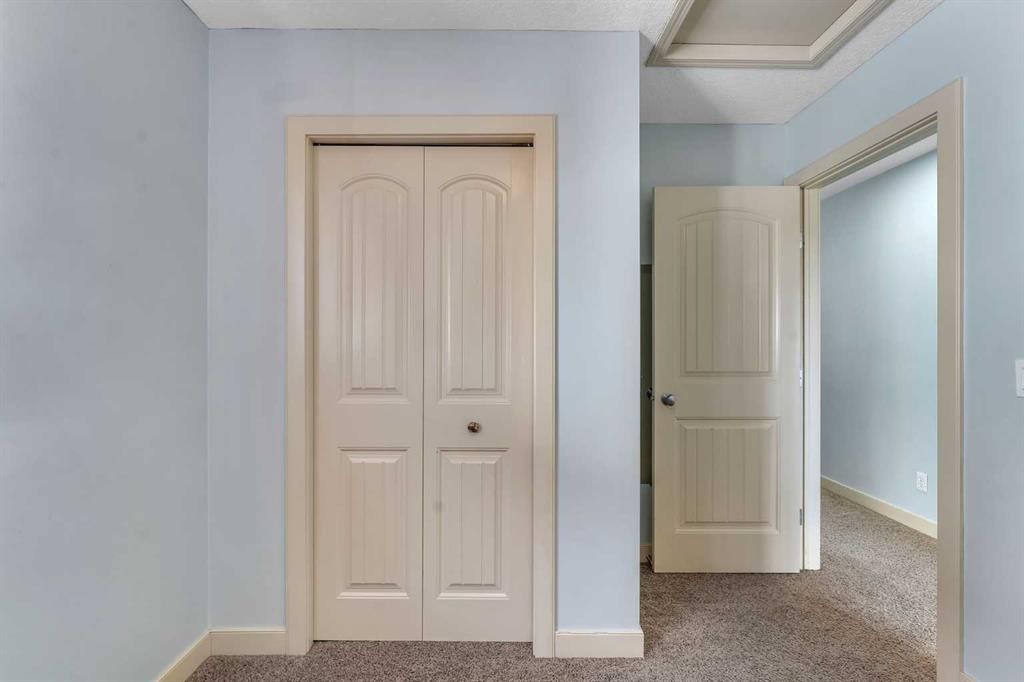 156 Bishop Crescent Nw, Langdon, AB - Indoor