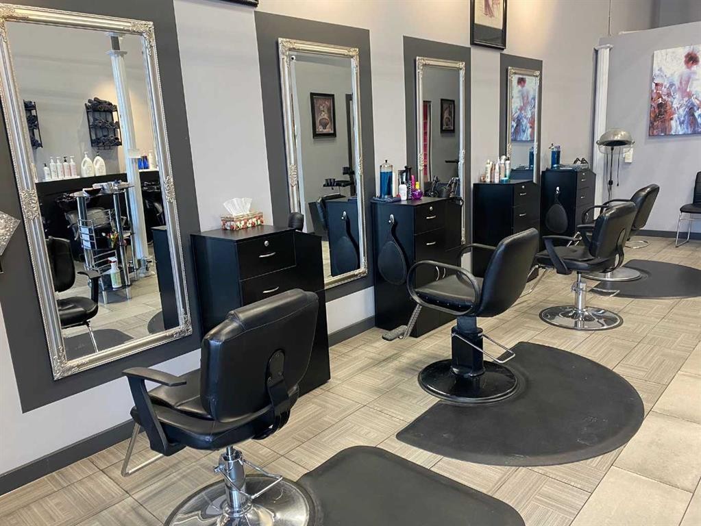 31 Bow Street Common, Cochrane, AB