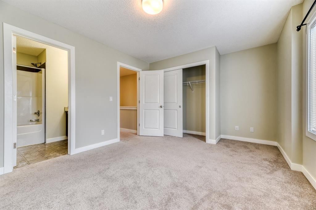 333 Silverado Common Sw, Calgary, AB - Indoor Photo Showing Other Room