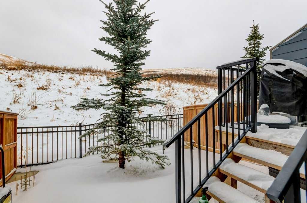 210 Cranbrook Square Se, Calgary, AB - Outdoor