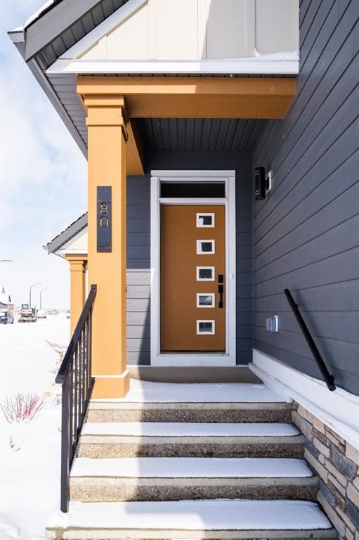 80 Creekside Path Sw, Calgary, AB - Outdoor With Exterior