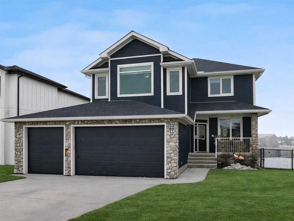 392 Rainbow Falls Way, Chestermere, AB - Outdoor With Facade