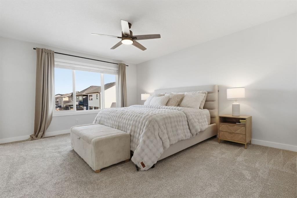 117 Ranchers View, Okotoks, AB - Indoor Photo Showing Bedroom