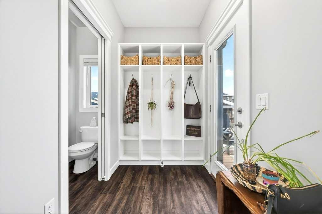 92 Fireside Crescent, Cochrane, AB - Indoor