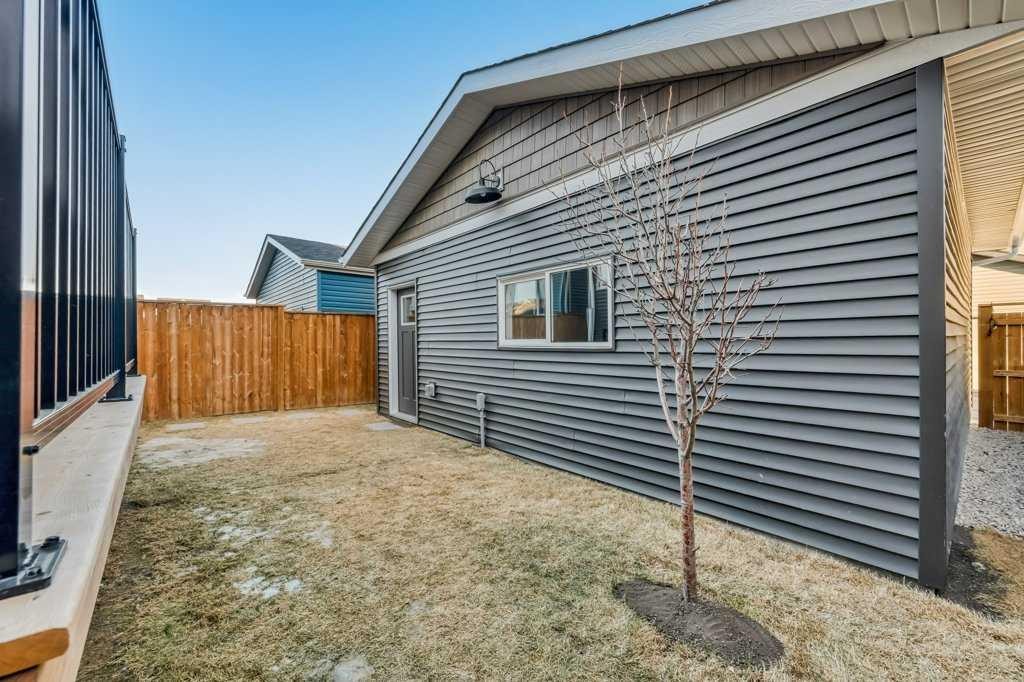 92 Fireside Crescent, Cochrane, AB - Outdoor