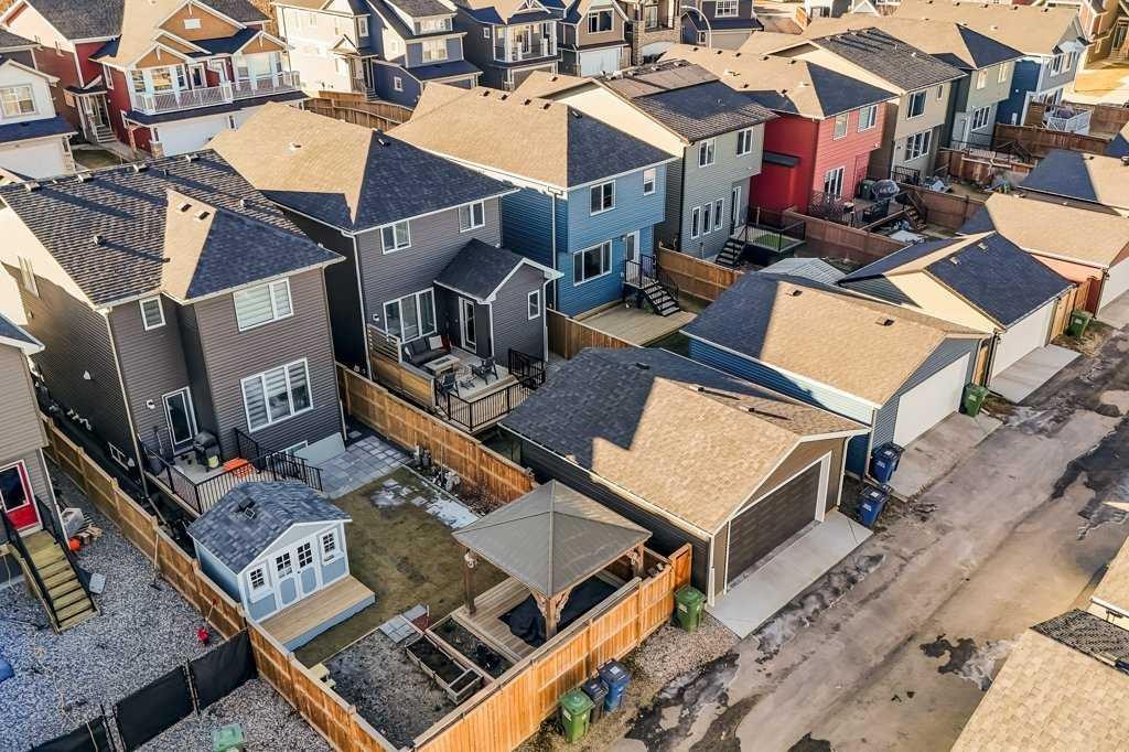 92 Fireside Crescent, Cochrane, AB - Outdoor