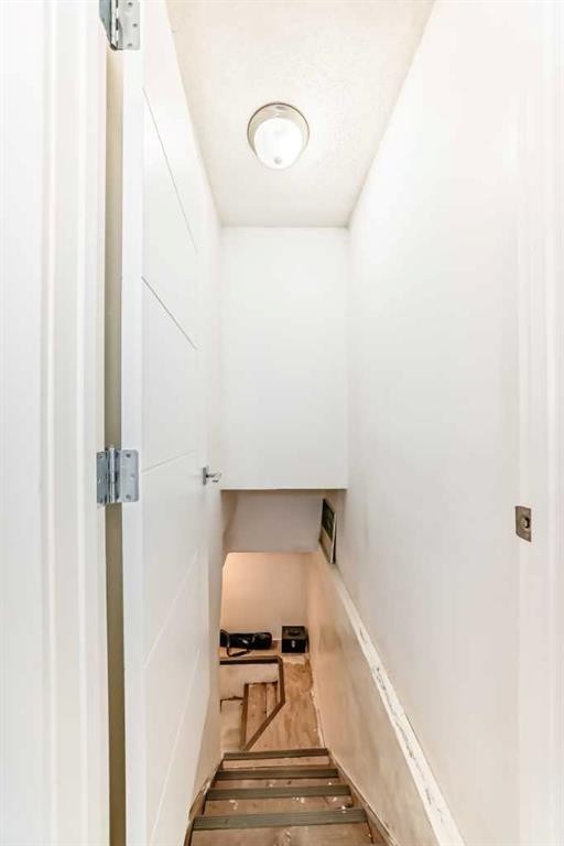 6403 35 Avenue Nw, Calgary, AB - Indoor Photo Showing Other Room