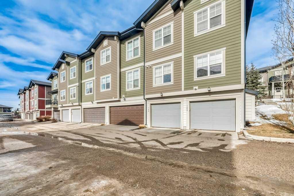 160 Cranford Walk Se, Calgary, AB - Outdoor