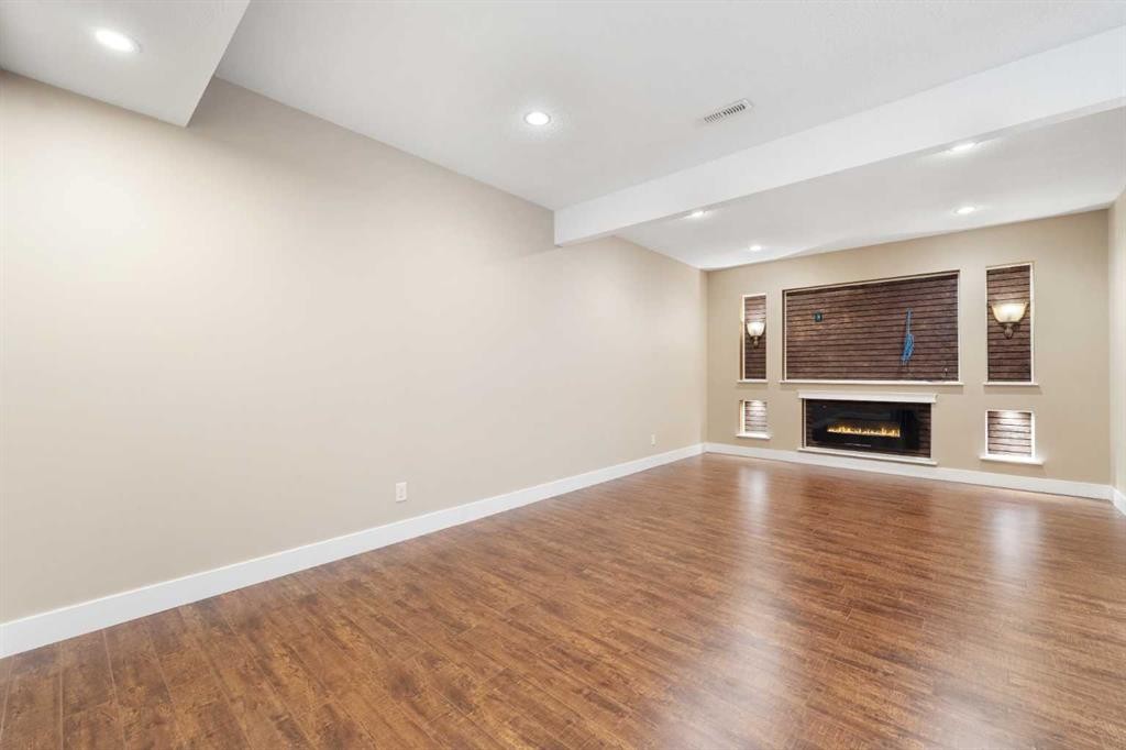 220 Walden Heights Se, Calgary, AB - Indoor With Fireplace