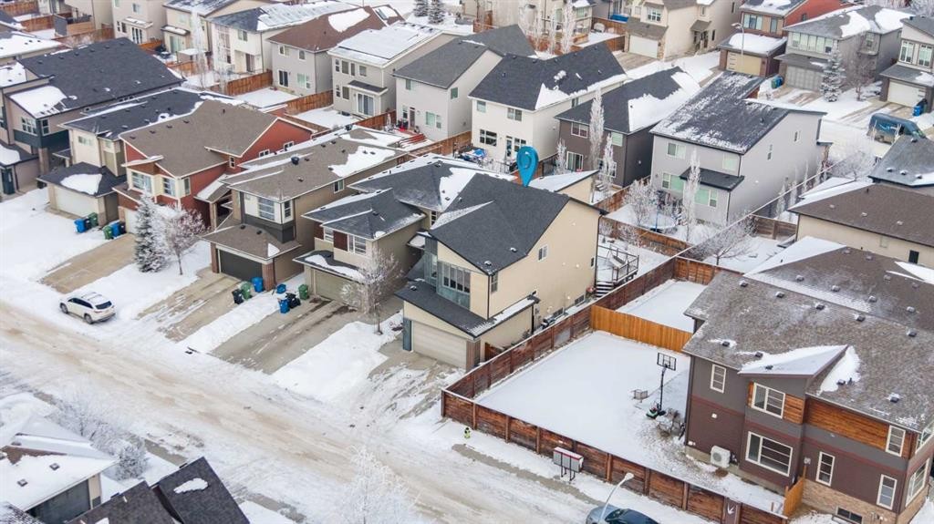 220 Walden Heights Se, Calgary, AB - Outdoor
