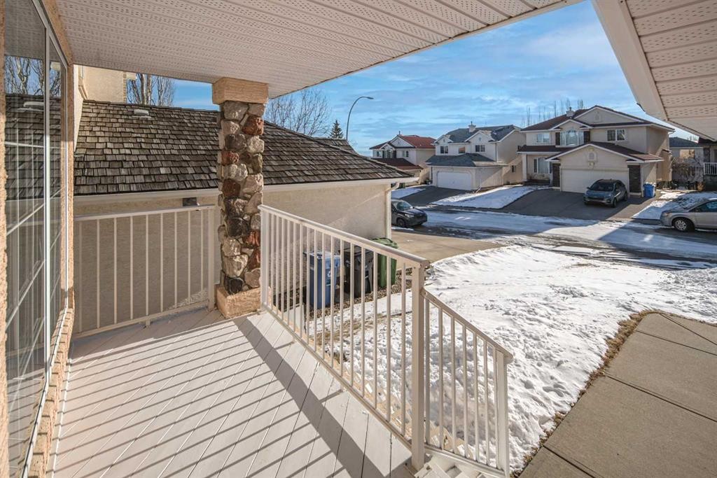 110 Hampstead Rise Nw, Calgary, AB - Outdoor With Deck Patio Veranda With Exterior