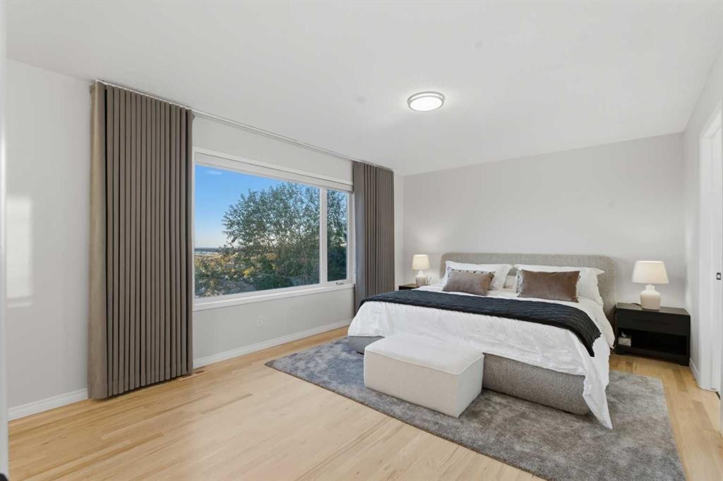 146 Springbluff Heights Sw, Calgary, AB - Indoor Photo Showing Bedroom