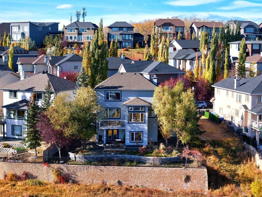 146 Springbluff Heights Sw, Calgary, AB - Outdoor With Facade