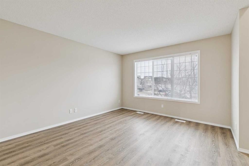 475 Cimarron Boulevard, Okotoks, AB - Indoor Photo Showing Other Room