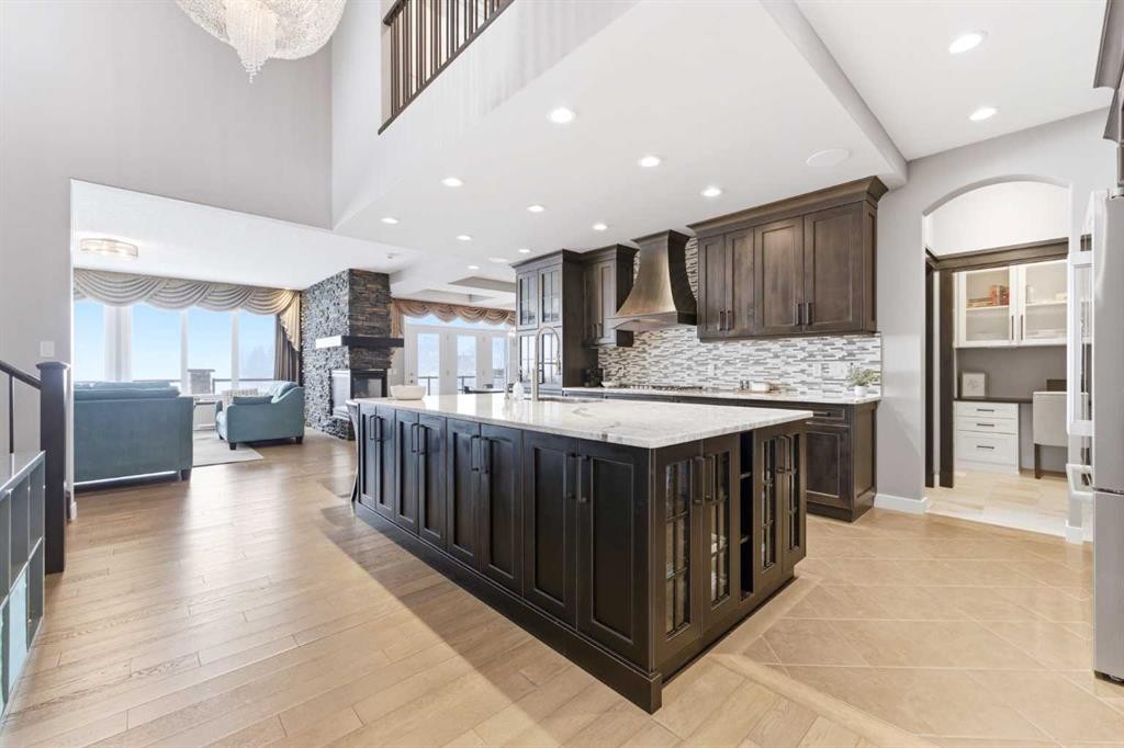 187 Cranarch Circle Se, Calgary, AB - Indoor Photo Showing Kitchen With Upgraded Kitchen