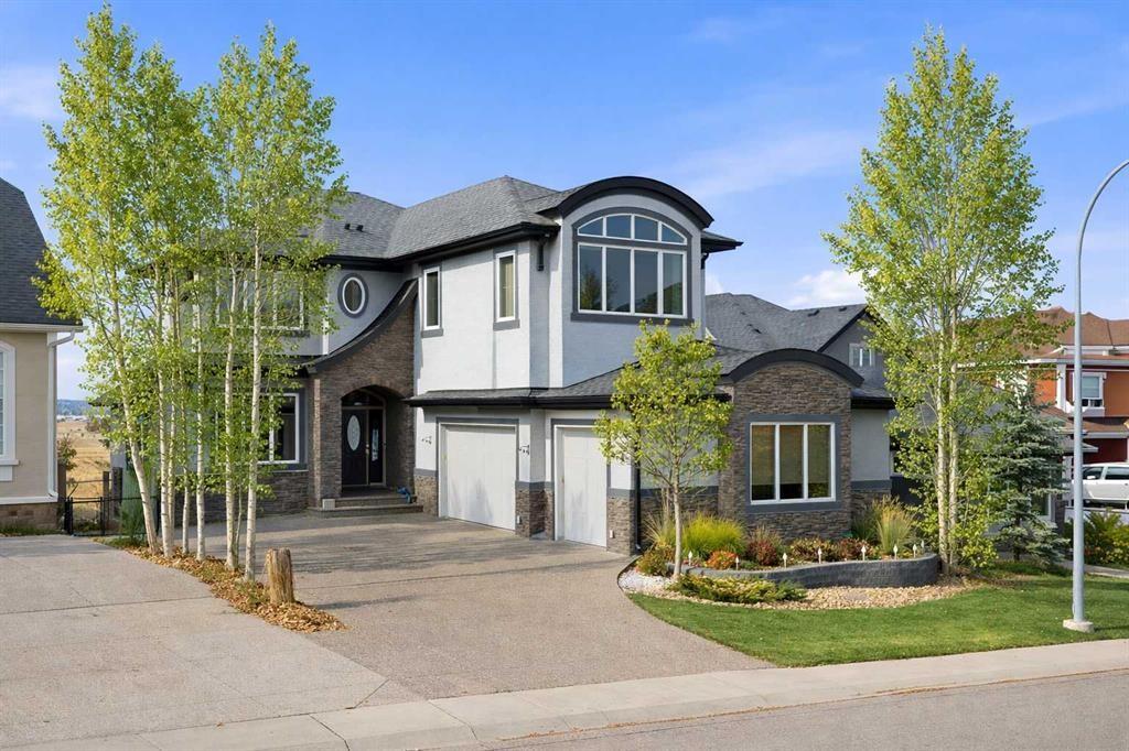 187 Cranarch Circle Se, Calgary, AB - Outdoor With Facade