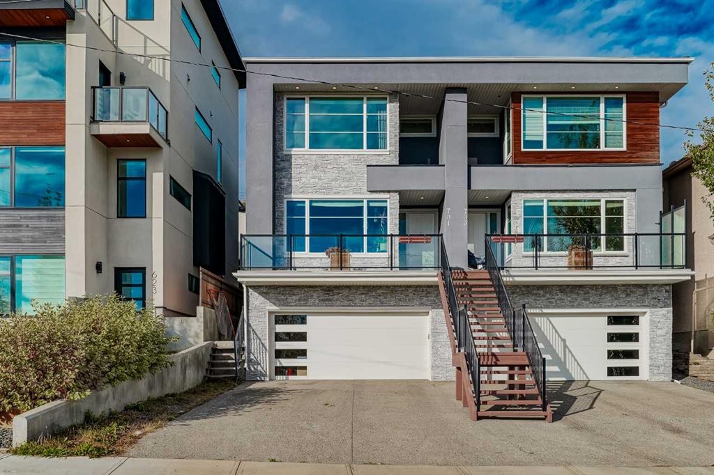 701 13A Street Ne, Calgary, AB - Outdoor With Facade