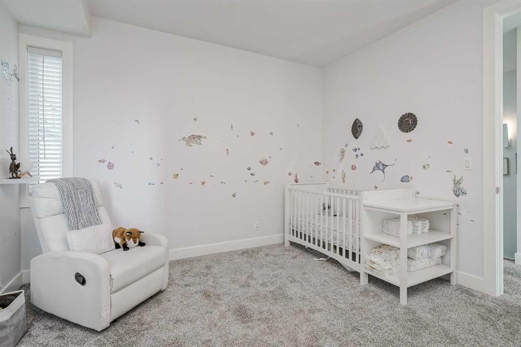 701 13A Street Ne, Calgary, AB - Indoor