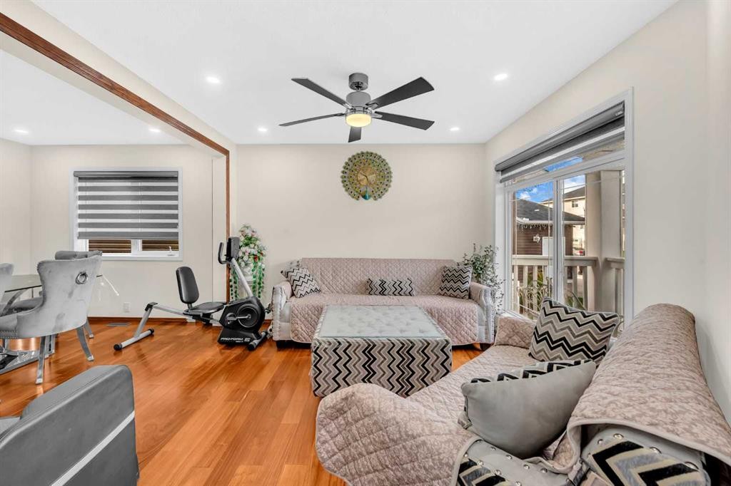 51 Coral Reef Close Ne, Calgary, AB - Indoor Photo Showing Living Room