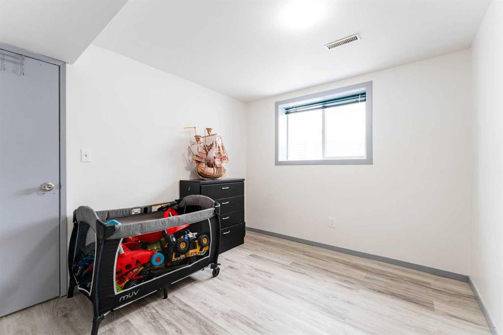 119 Mardale Crescent Ne, Calgary, AB - Indoor