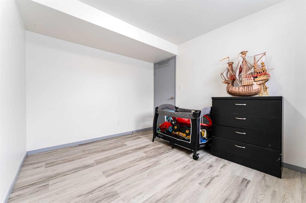 119 Mardale Crescent Ne, Calgary, AB - Indoor