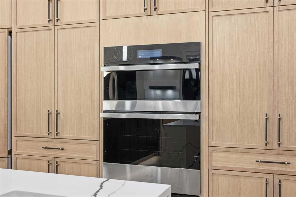 126 Sunstone Way, Balzac, AB - Indoor Photo Showing Kitchen