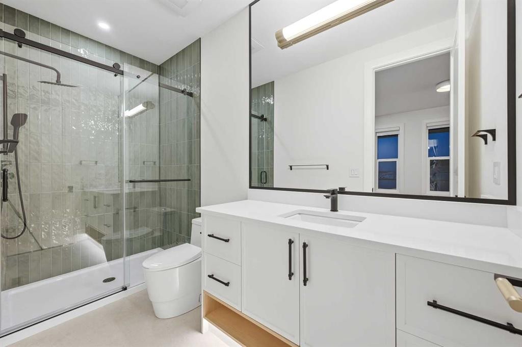 126 Sunstone Way, Balzac, AB - Indoor Photo Showing Bathroom