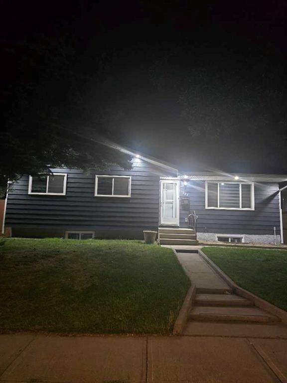 327 Rundleview Drive Ne, Calgary, AB - Outdoor