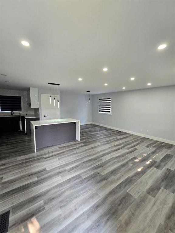 327 Rundleview Drive Ne, Calgary, AB - Indoor