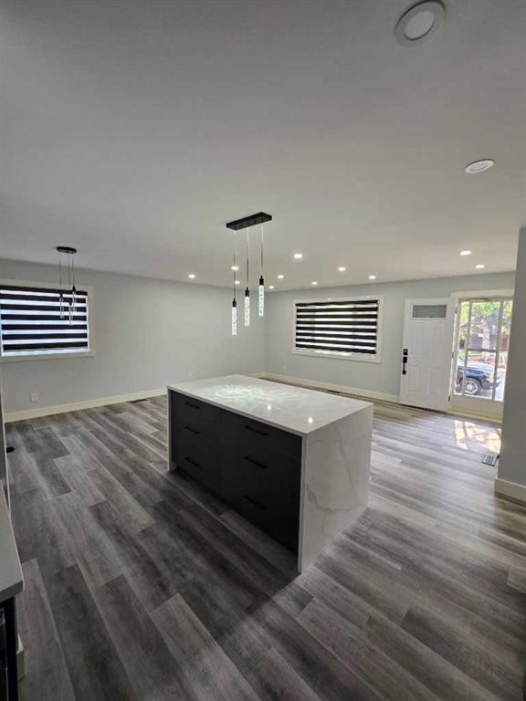 327 Rundleview Drive Ne, Calgary, AB - Indoor