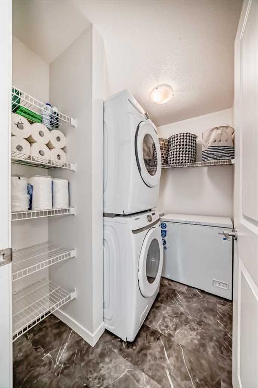 455 Tekarra Drive Nw, Calgary, AB - Indoor Photo Showing Laundry Room