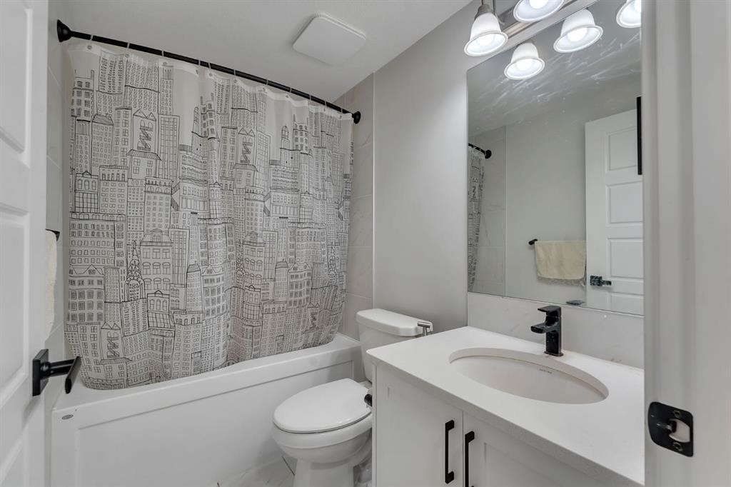 3608 Cornerstone Boulevard Ne, Calgary, AB - Indoor Photo Showing Bathroom