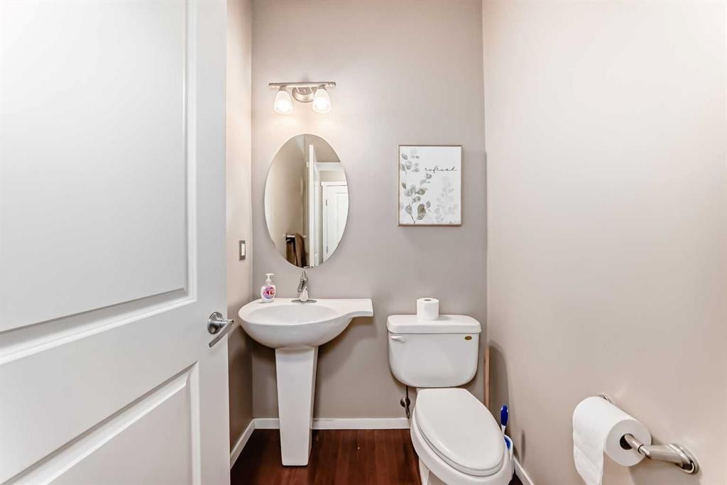 63 Chapalina Square Se, Calgary, AB - Indoor Photo Showing Bathroom