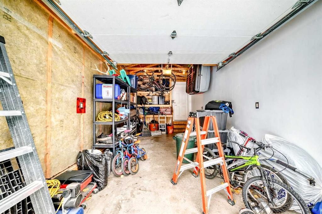 63 Chapalina Square Se, Calgary, AB - Indoor