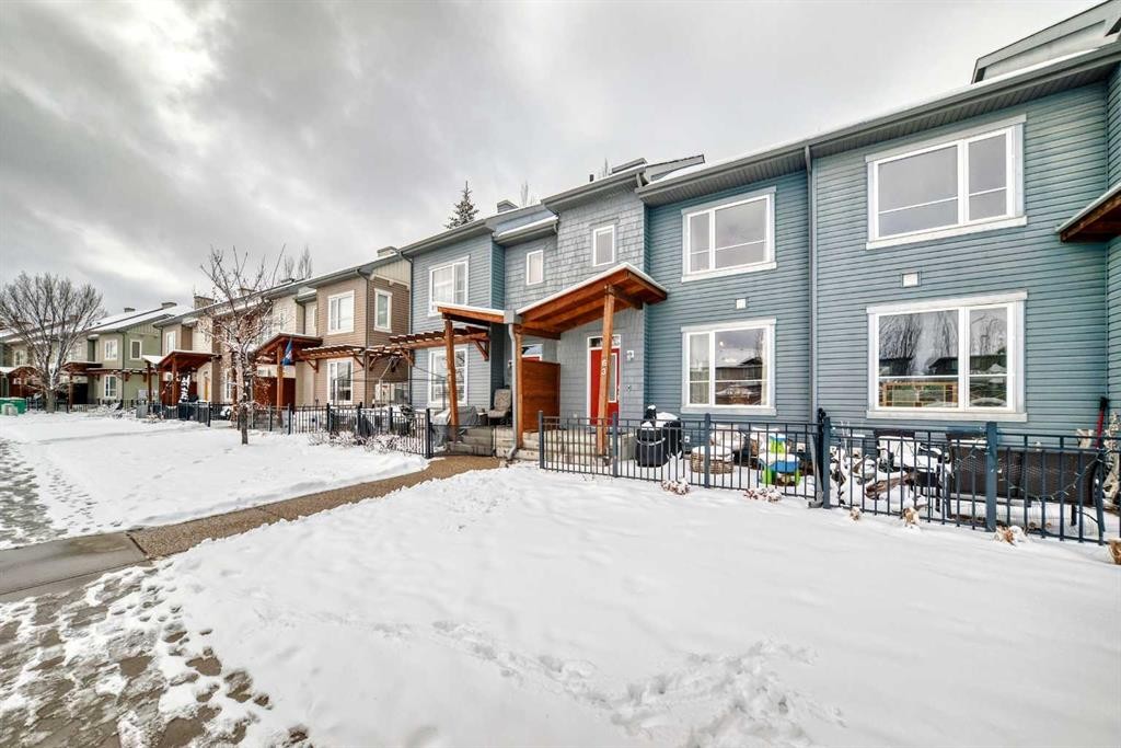 63 Chapalina Square Se, Calgary, AB - Outdoor