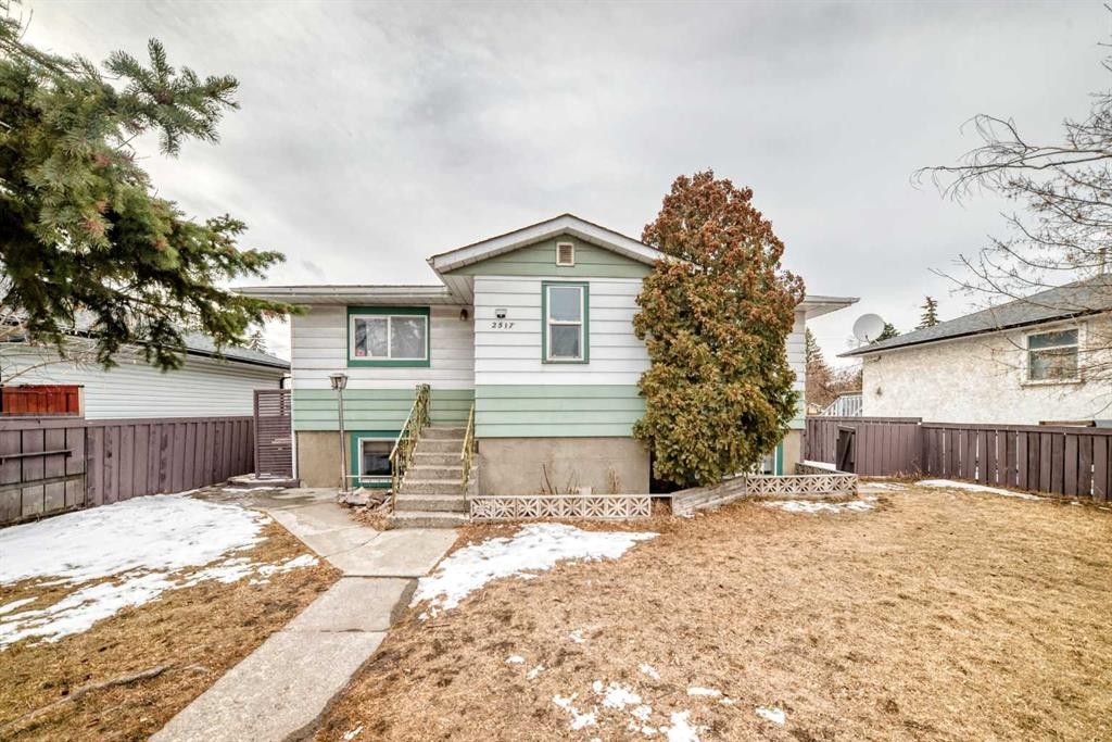 2517 36 Street Se, Calgary, AB - Outdoor