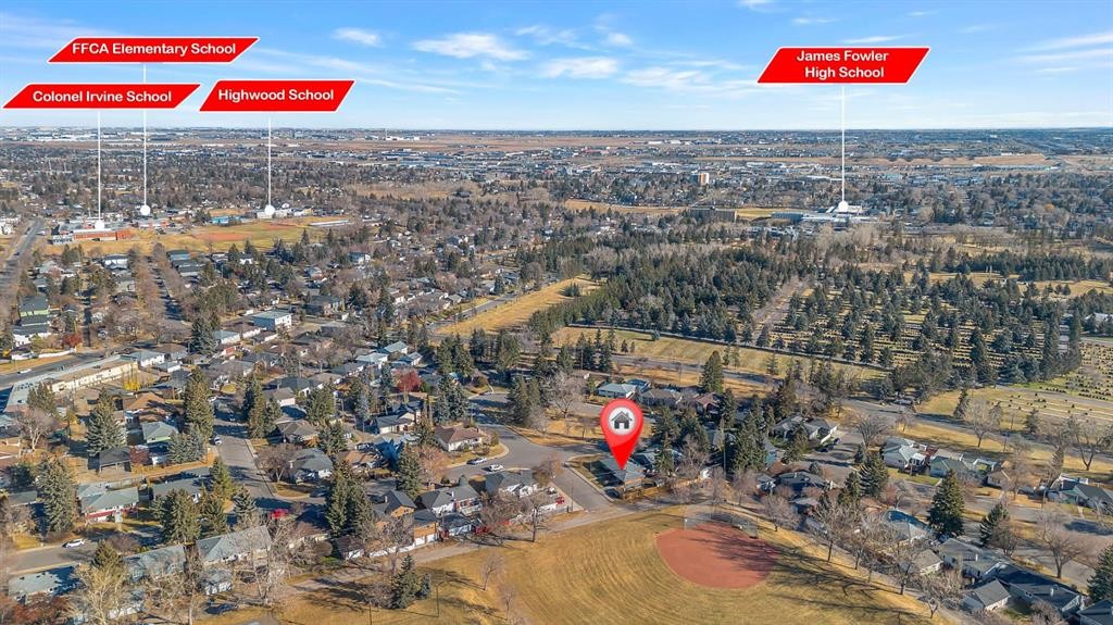 3 Cardiff Drive Nw, Calgary, AB - Outdoor With View
