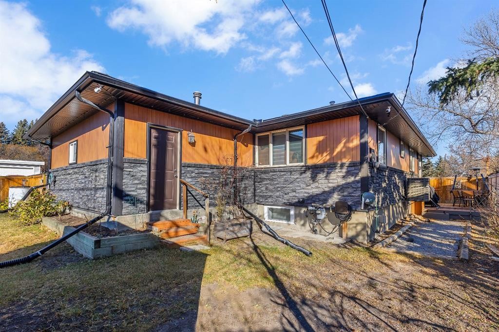 3 Cardiff Drive Nw, Calgary, AB - Outdoor