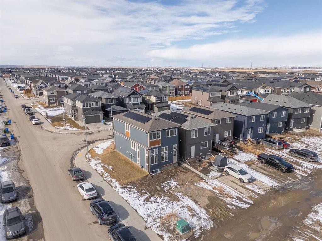 6 Corner Glen Common Ne, Calgary, AB - Outdoor With View
