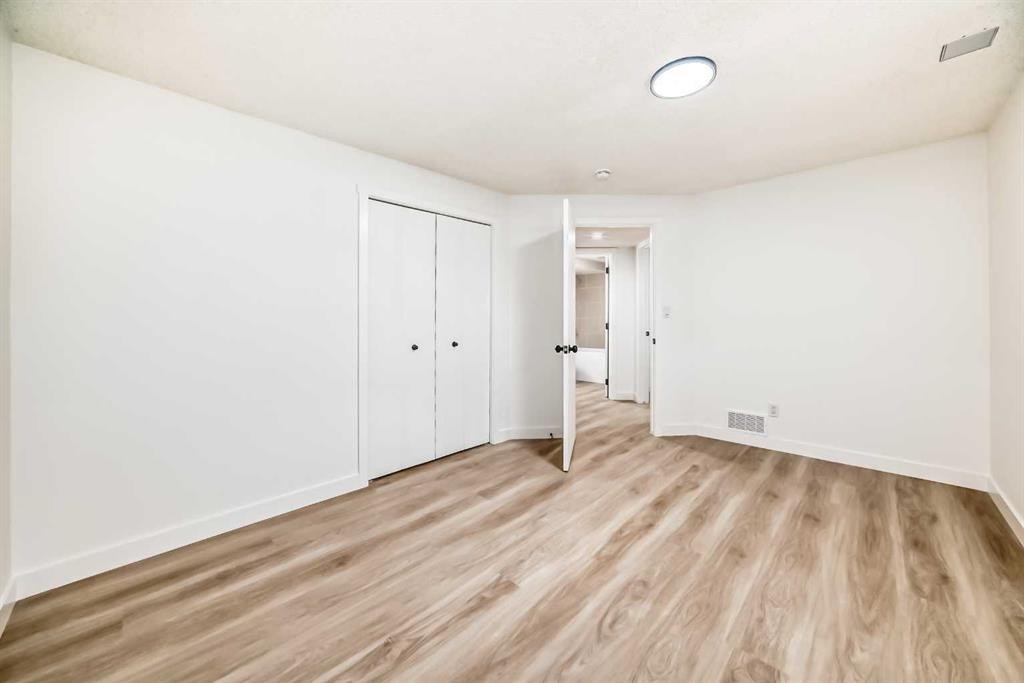 319 Whitefield Drive Ne, Calgary, AB - Indoor Photo Showing Other Room